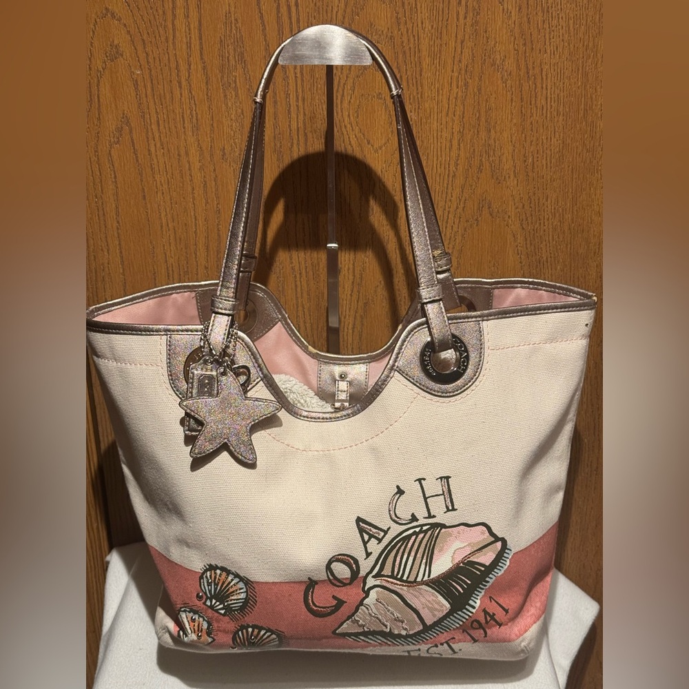 COACH #F19273 SEASHELL BEACH CANVAS TOTE RETIRED!!
